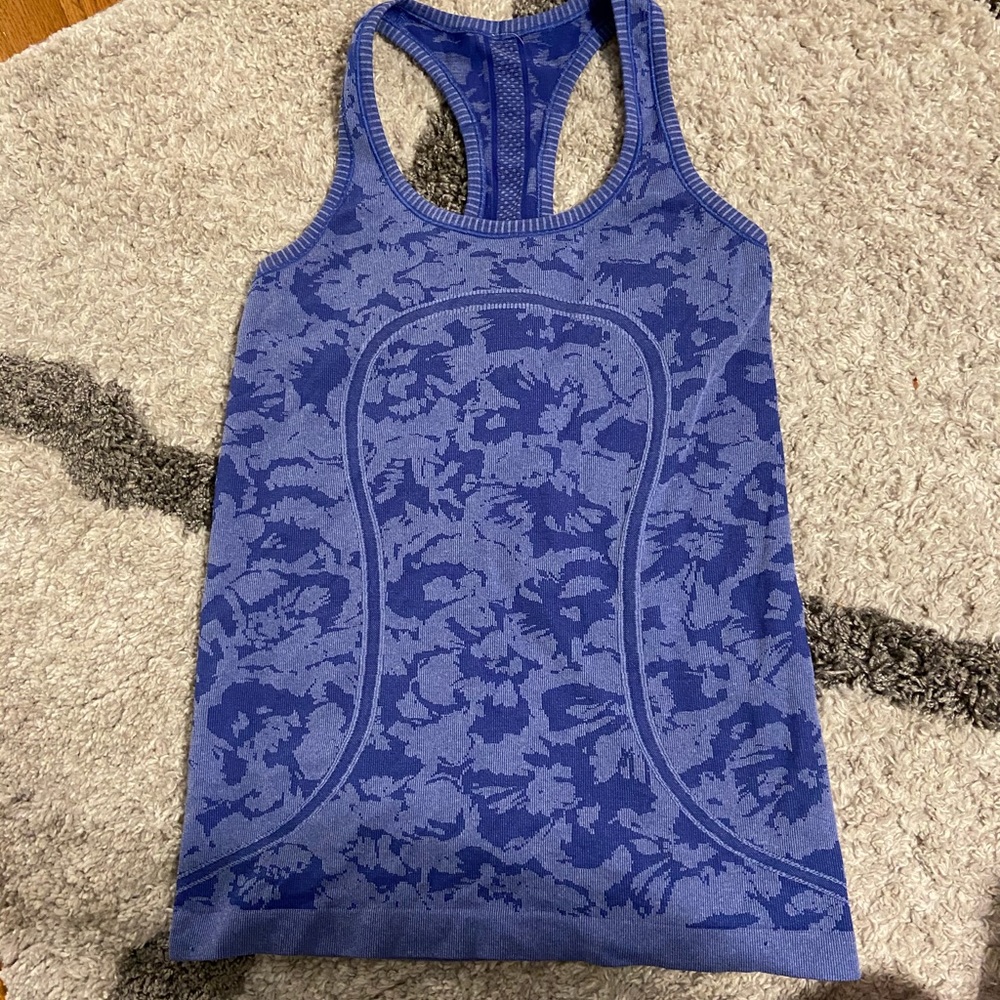 Lululemon swiftly tech racer back size 6 rare